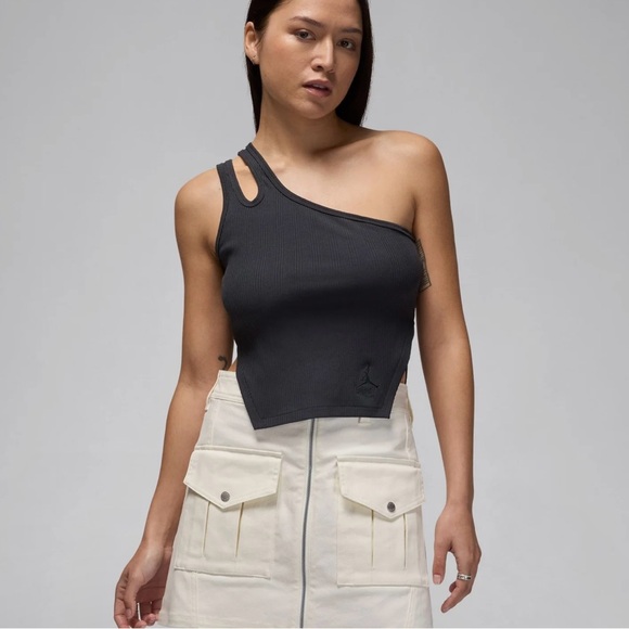 Nike Air Jordan Asymmetrical Ribbed Tank - Picture 9 of 11